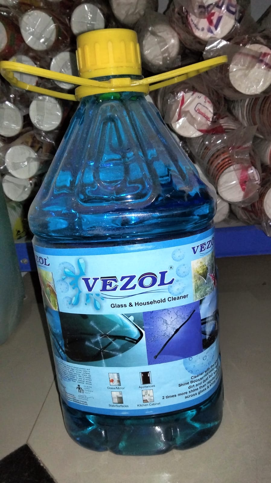 VEZOL GLASS CLEANER